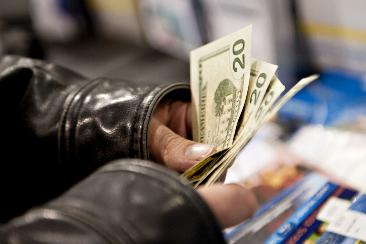 US Financial Insecurity at a Record as Higher Cost of Living Makes