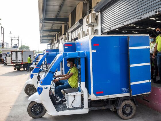 Amazon, Flipkart Leading India EV Transition Run Into Roadblocks