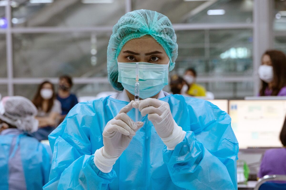 Thailand Ramps Up Vaccine Rollout As Phuket Reopening Nears Bloomberg   1200x800 