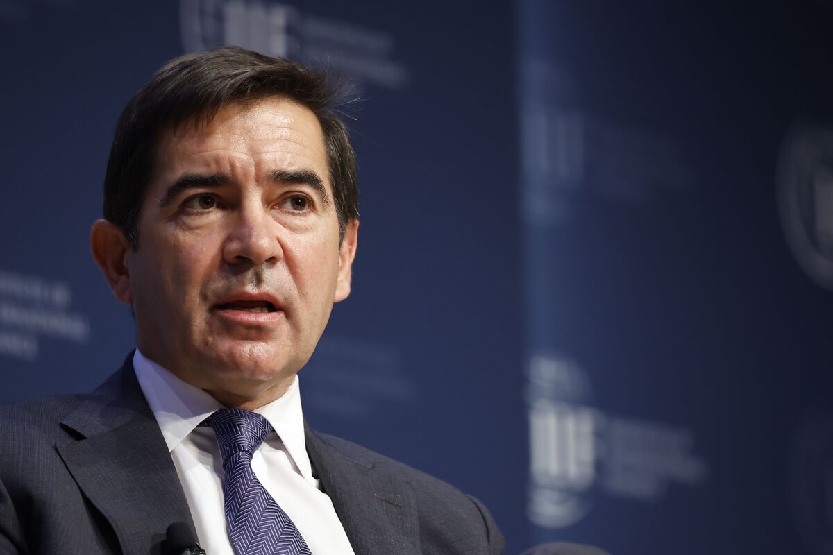 BBVA Rules Out Capital Hike To Fund Any New Sabadell Offer