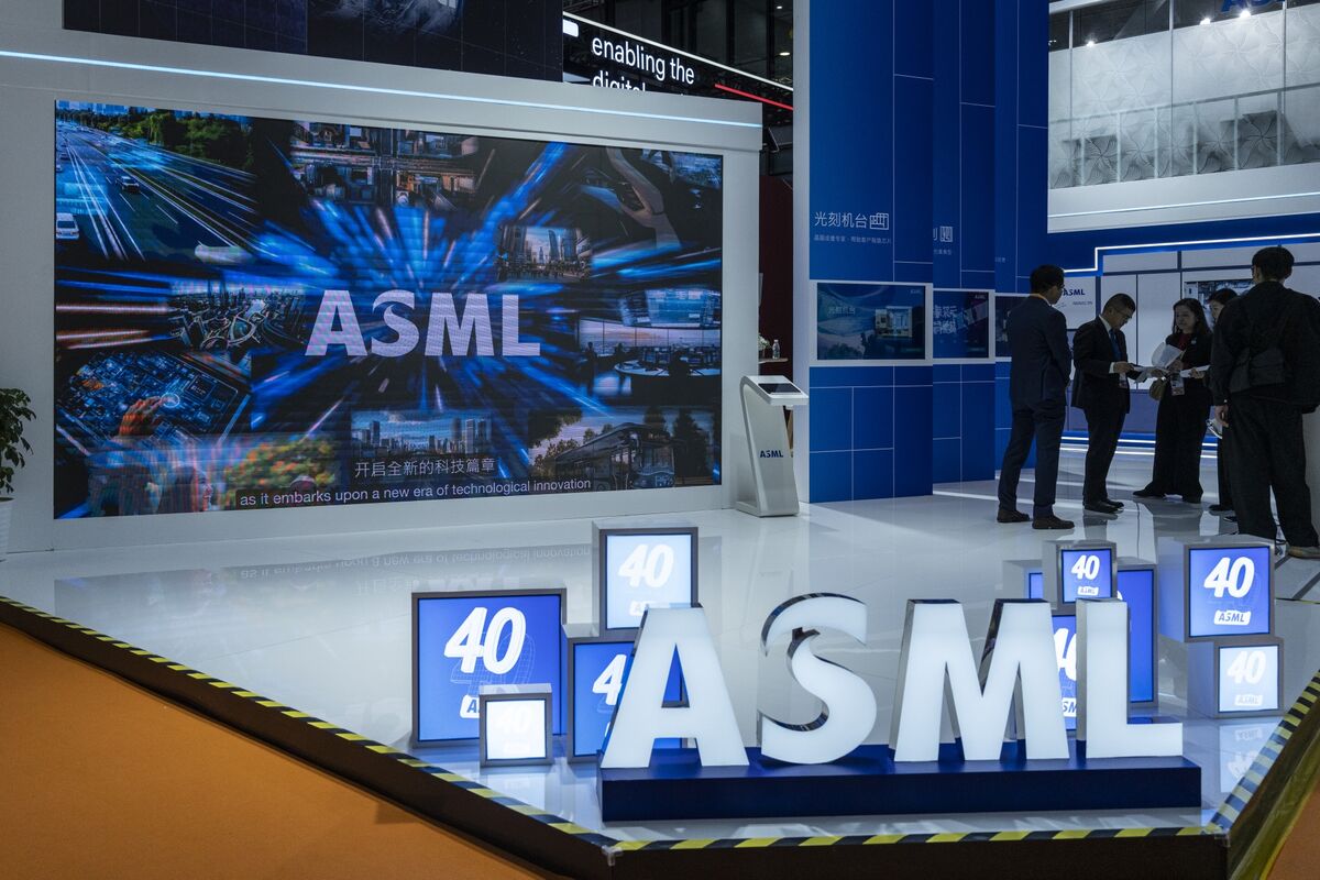 Ex-ASML Staffer Accused of Selling Chip Trade Secrets to Russia