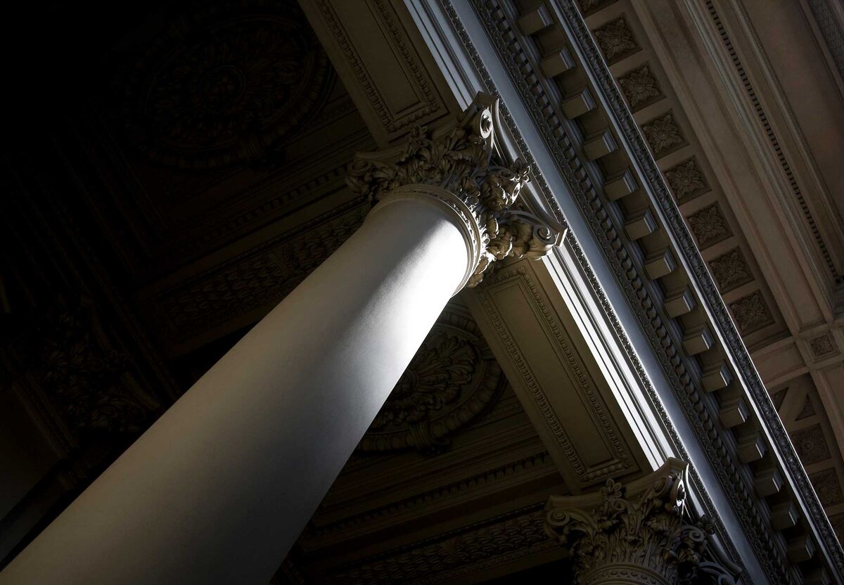 Centra Tech Founder Robert Farkas Gets Year in Prison Over Debit Card Scam  - Bloomberg