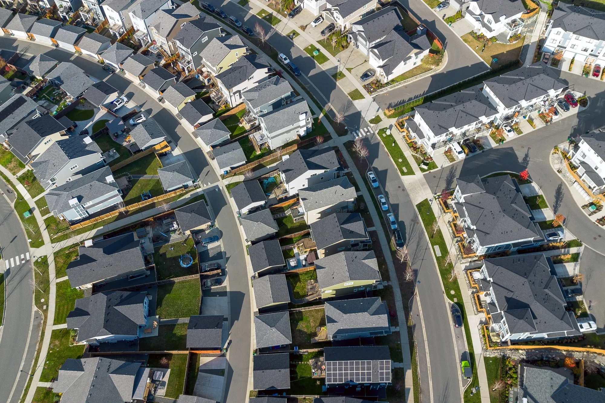 Across Canada’s housing market, the prospect of continued economic turmoil may be making buyers and sellers more wary.