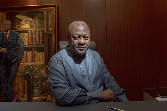 Ghana’s Mahama Touts $10 Billion Plan in Race for Presidency