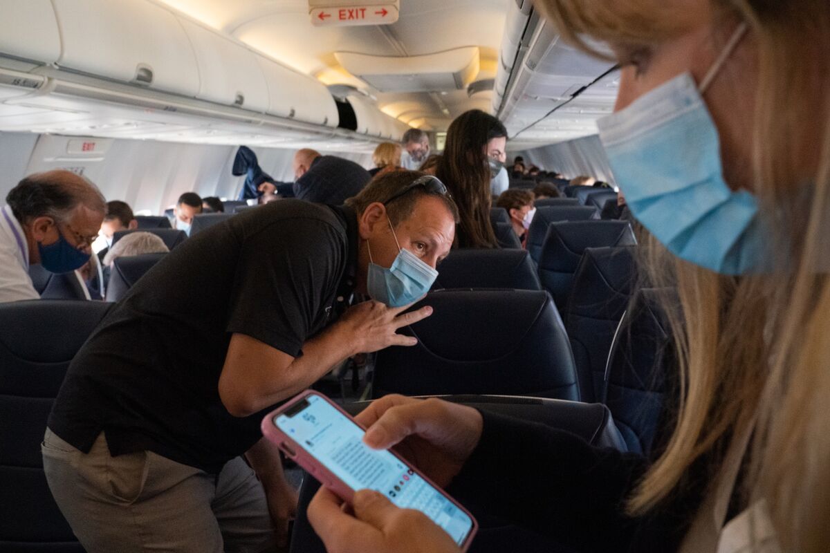The Airline Mask Mandate Never Stood a Chance Bloomberg