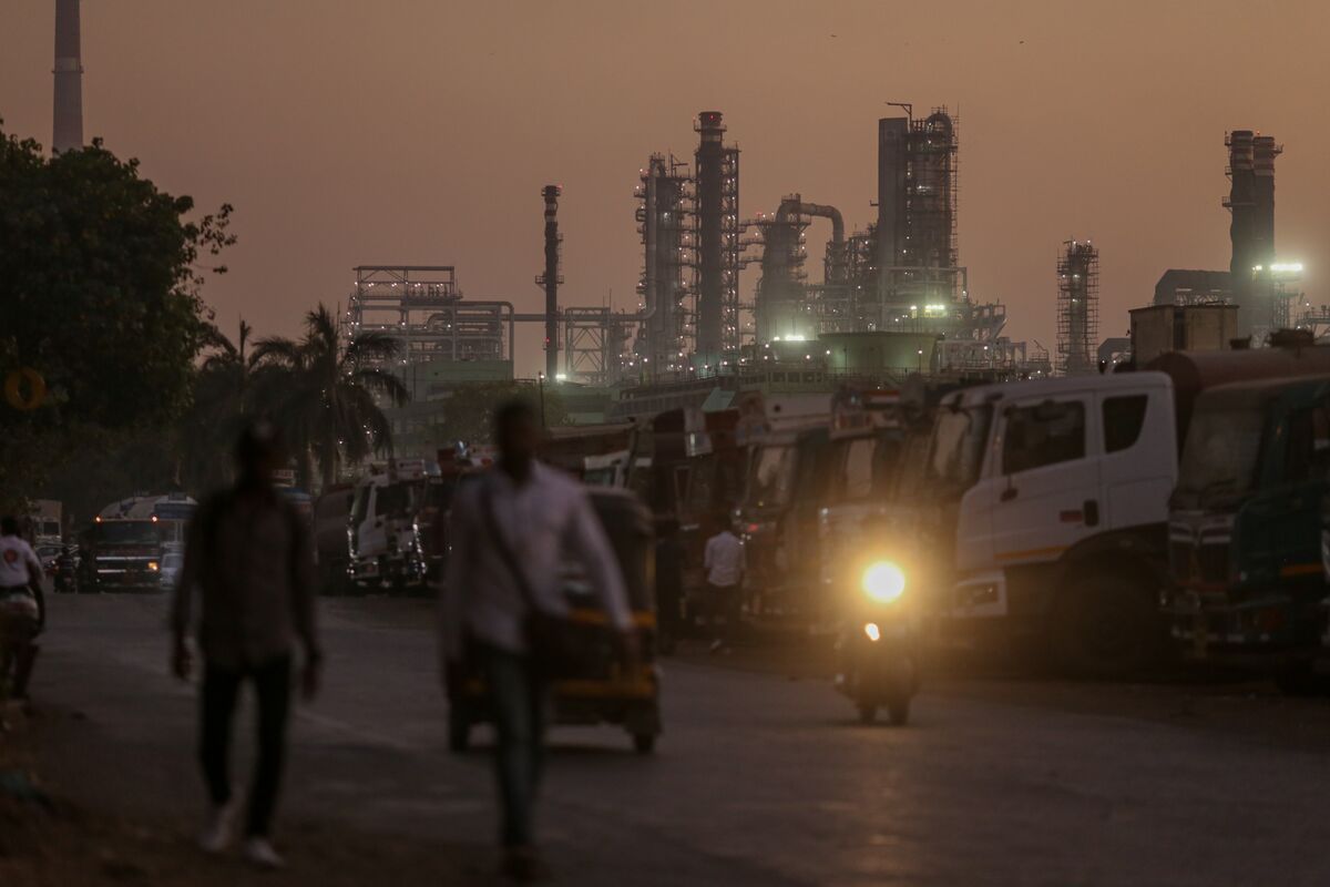 India Cautious On Contracted Russian Oil As Us Sanctions Bite Bloomberg India Cautious On Contracted Russian Oil As Us Sanctions Bite Bloomberg