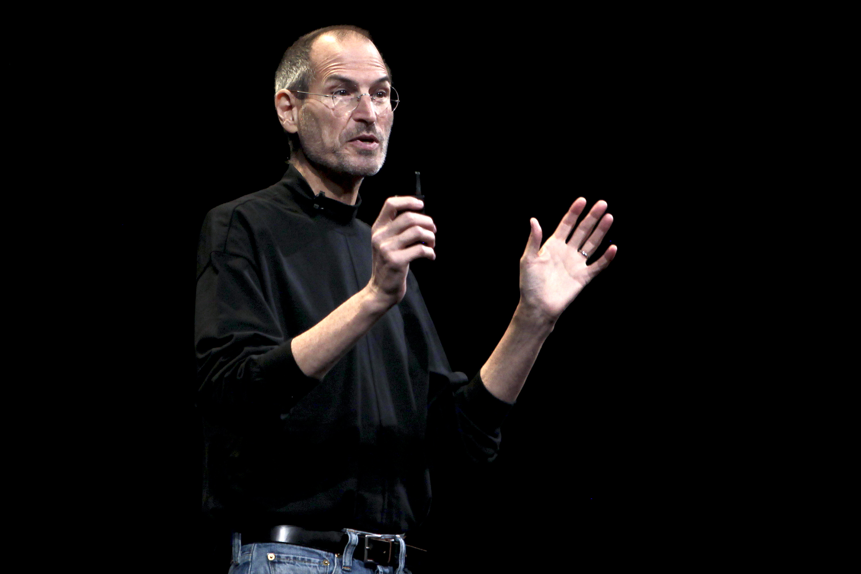 Steve Jobs's Death, Ten Years Later: Read Tim Cook's Memo to Apple  Employees - Bloomberg