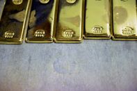 relates to Fastest-Growing Gold ETF Using Fee War to Redefine Industry