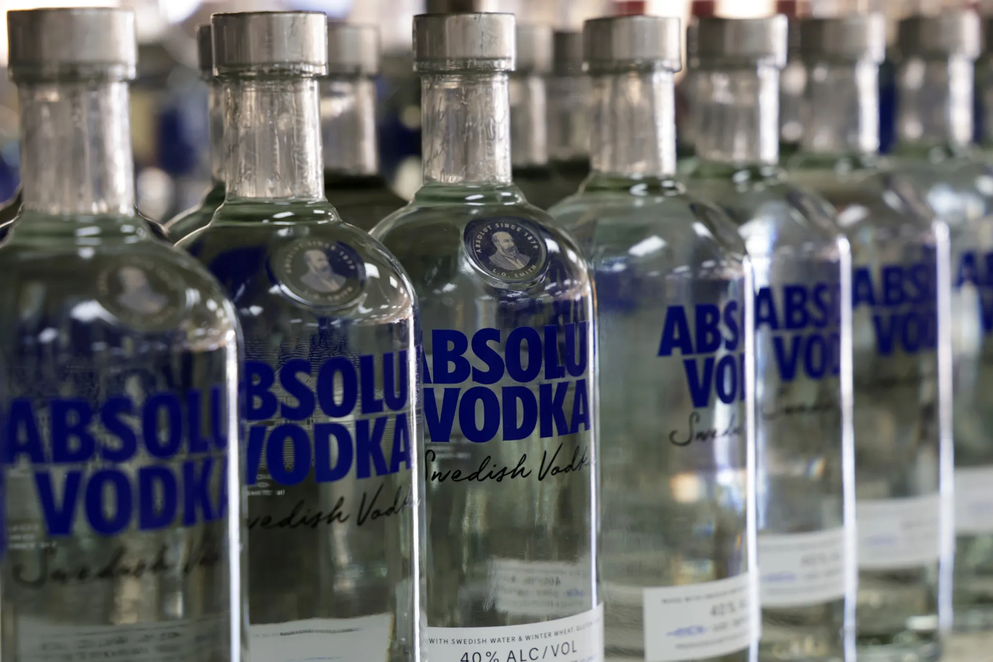 Swedish Vodka Brand Absolut Stops Exporting to Russia - Bloomberg