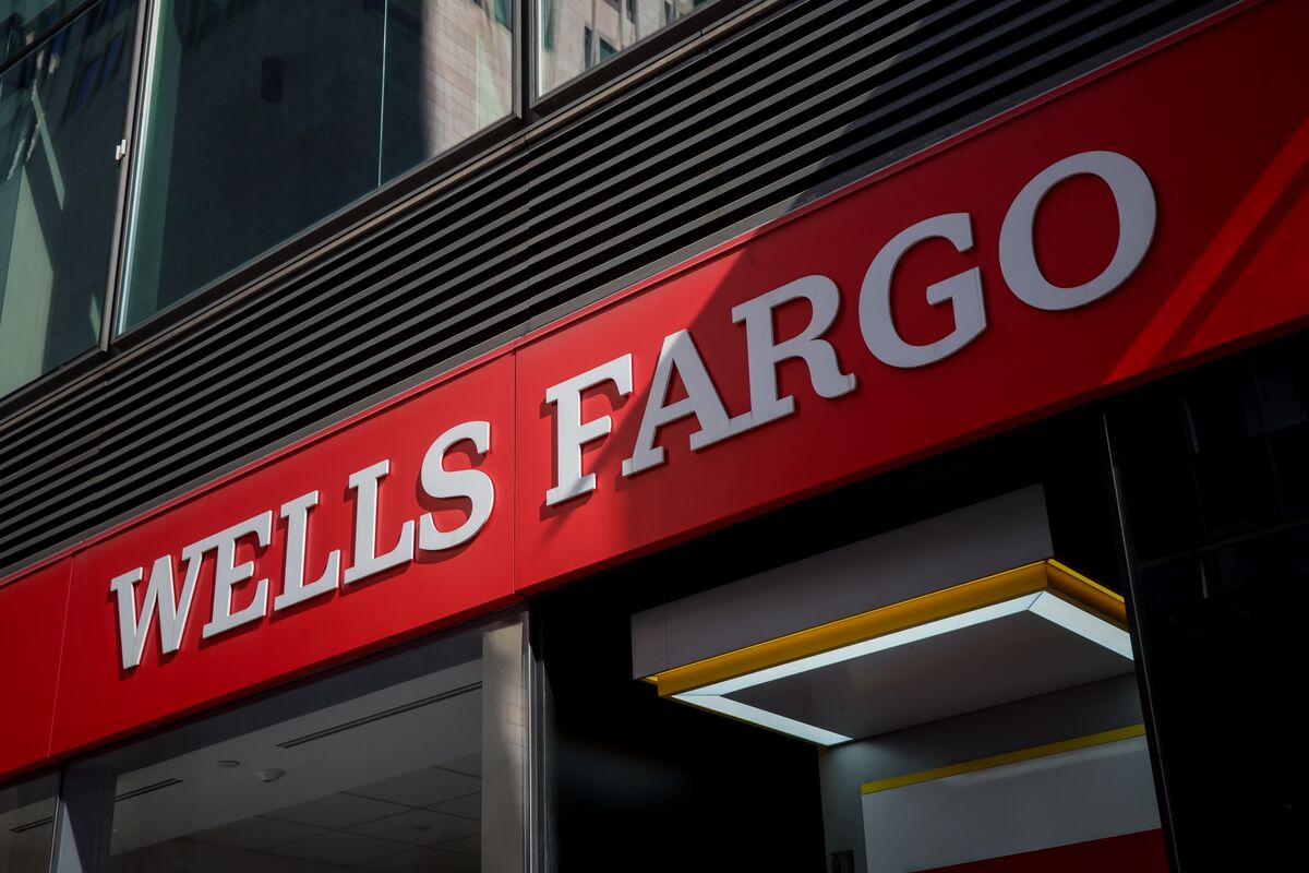 bloomberg.com - Yizhu Wang - Wells Fargo Hires Pair of Executives for Wall Street Expansion