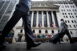 Trading On The Floor Of The NYSE As Index Futures Decline With Oil Amid Jobs Data, Wage Gains