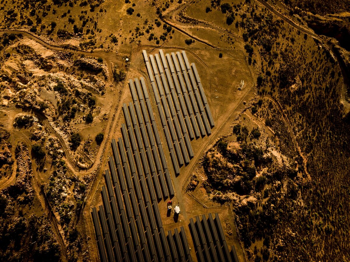 bloomberg.com - Antonia Mufarech - Chile Solar Panel Thefts Threaten Energy Infrastructure