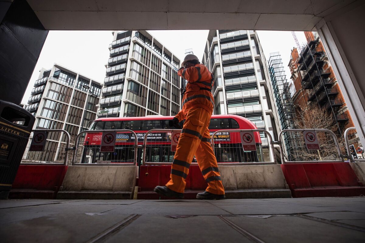 <p>London New Home Sales Plummet to Lowest Since 2012 thumbnail