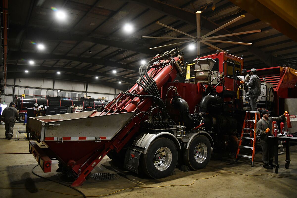 Liberty Oilfield (LBRT) Posts Best Sales in Years on Fracking Boom