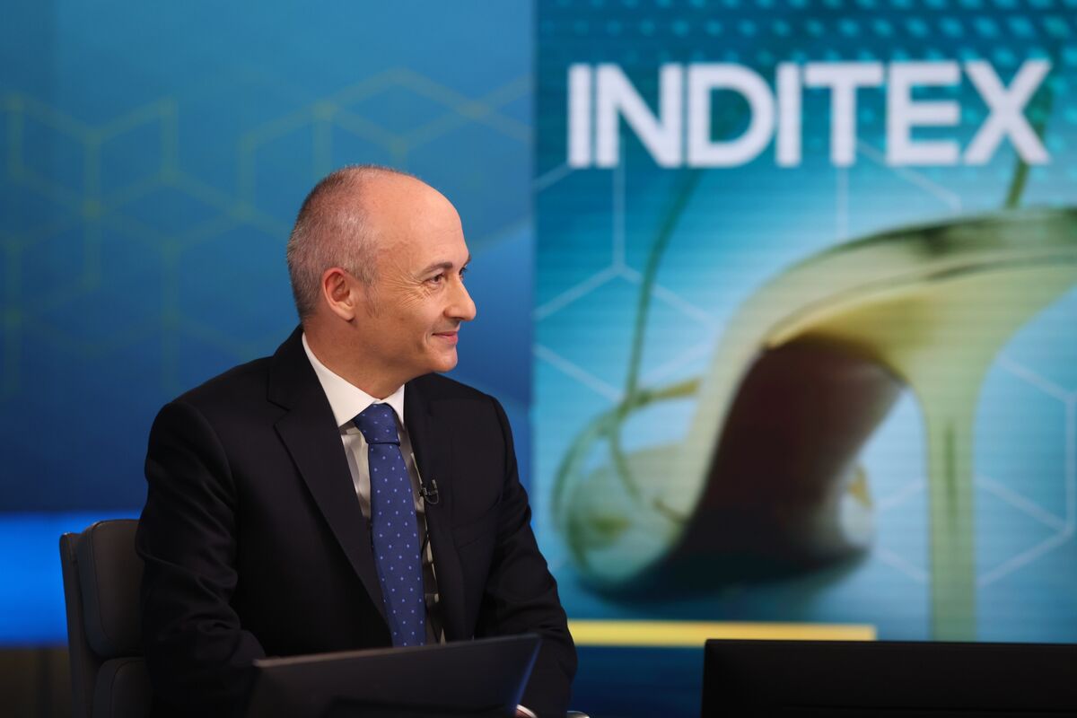 Zara Owner Inditex’s CEO Bets on Diversification, AI for Growth