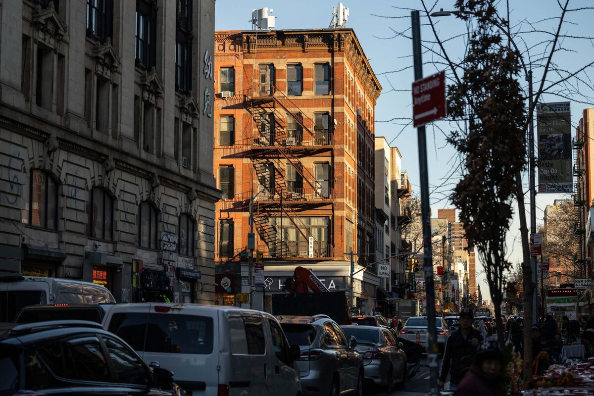 Airbnb’s NYC Comeback Dashed After Bill Easing Restrictions Dies