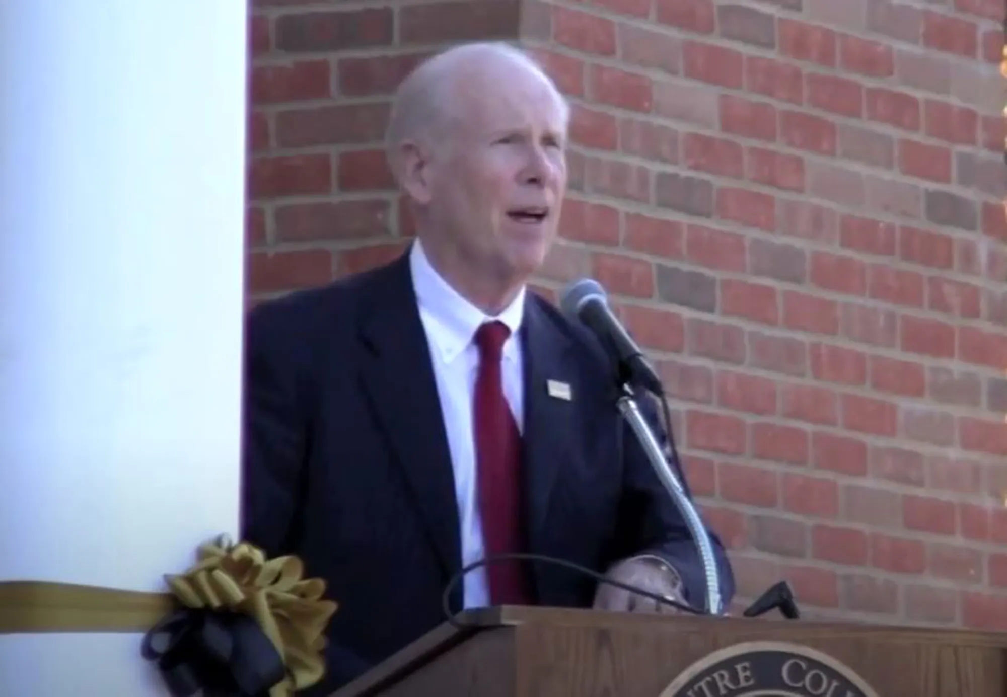 Robert Brockman, a Texan who made his fortune selling software to car dealers, giving an address at Centre College in Kentucky.