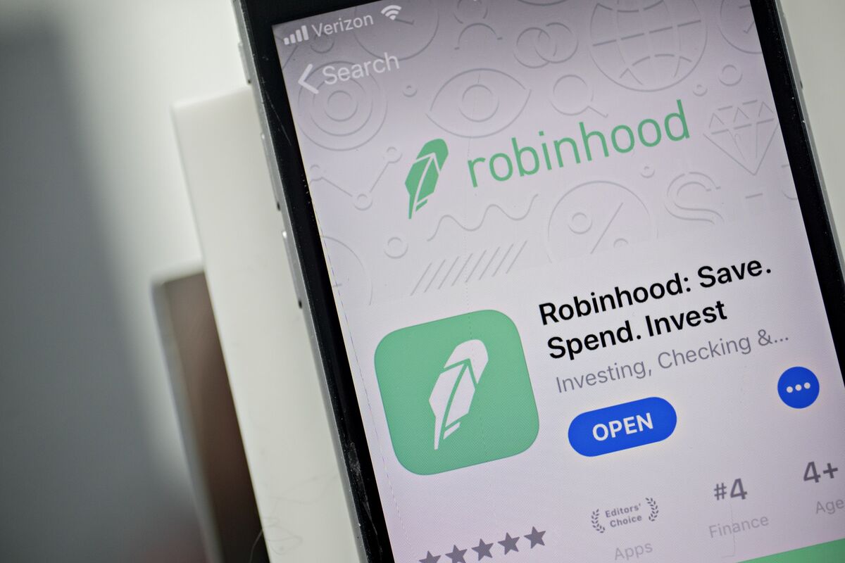 Robinhood Blows Past Rivals in Record Retail Trading Year - Bloomberg