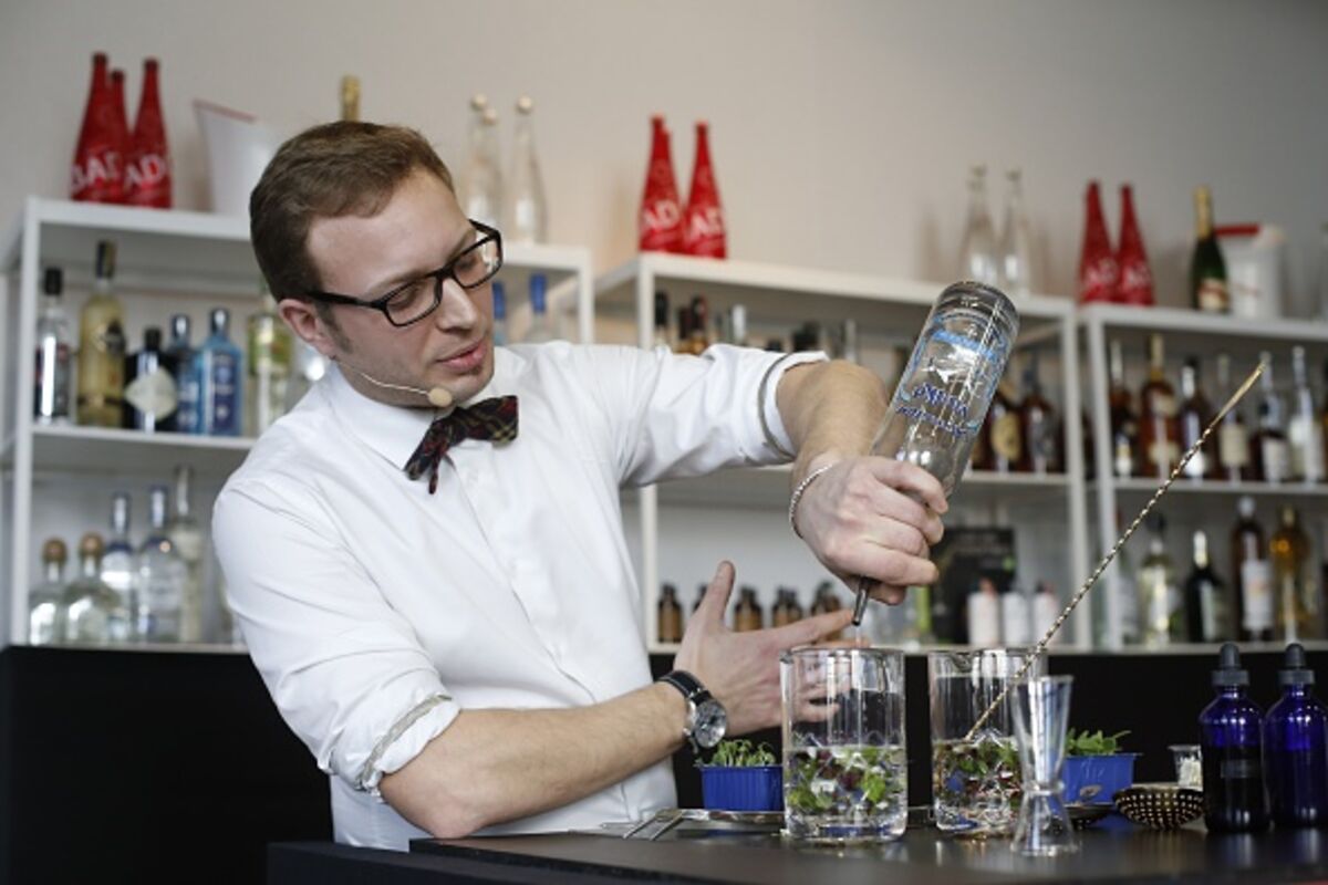 Consulting Is Booms, and So Is Bartending, Serving Food Bloomberg