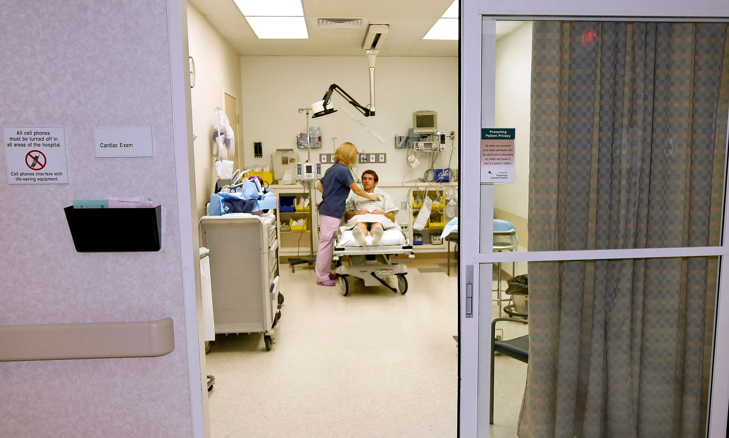 A registered nurse in an emergency room in Orem, Utah.
