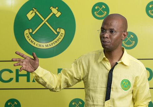 Tanzania's ruling Chama Cha Mapinduzi (CCM) campaign spokesperson January Makamba holds a press conference in Dar es Salaam on October 26.