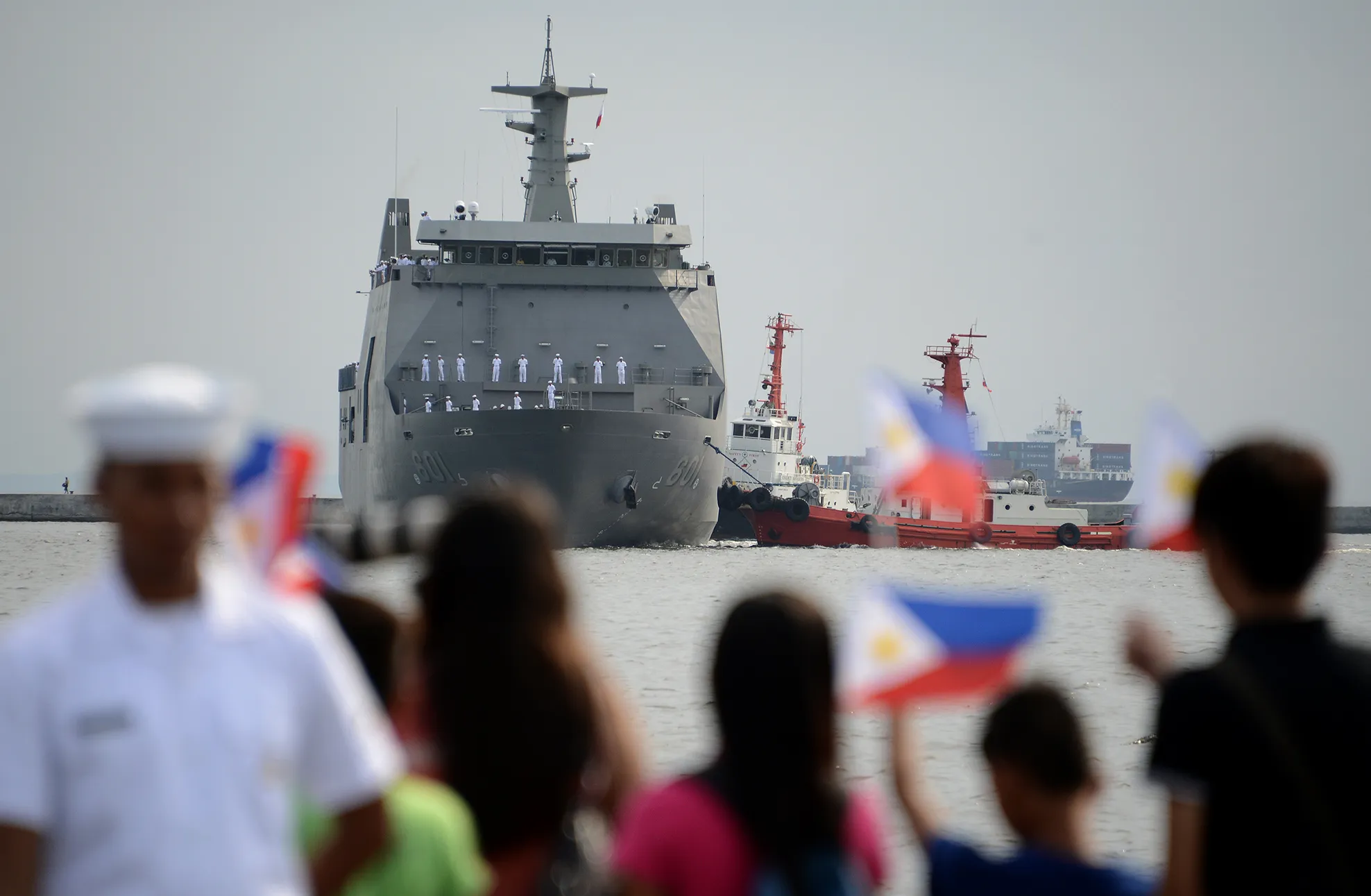1467212120_SouthChinaSea1
