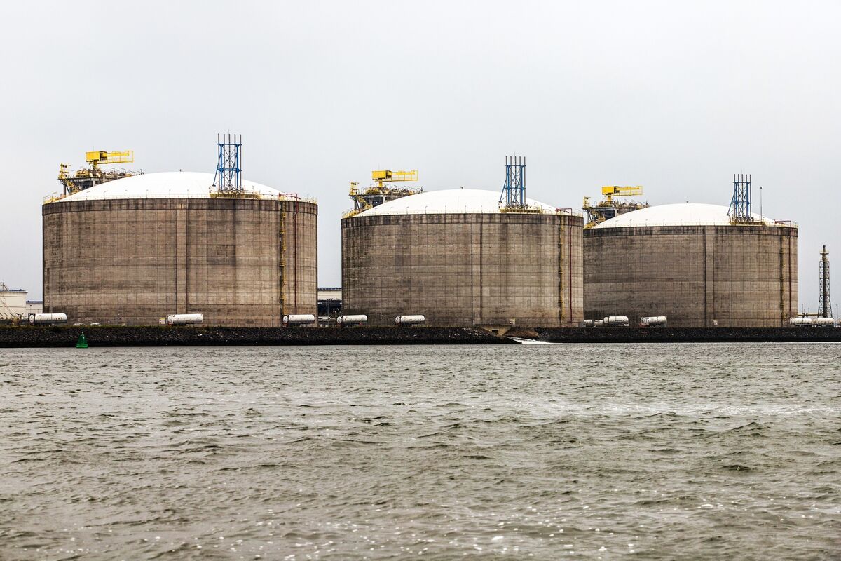 Group of EU Nations Holds Talks on Relaxing Gas Storage Targets - Bloomberg
