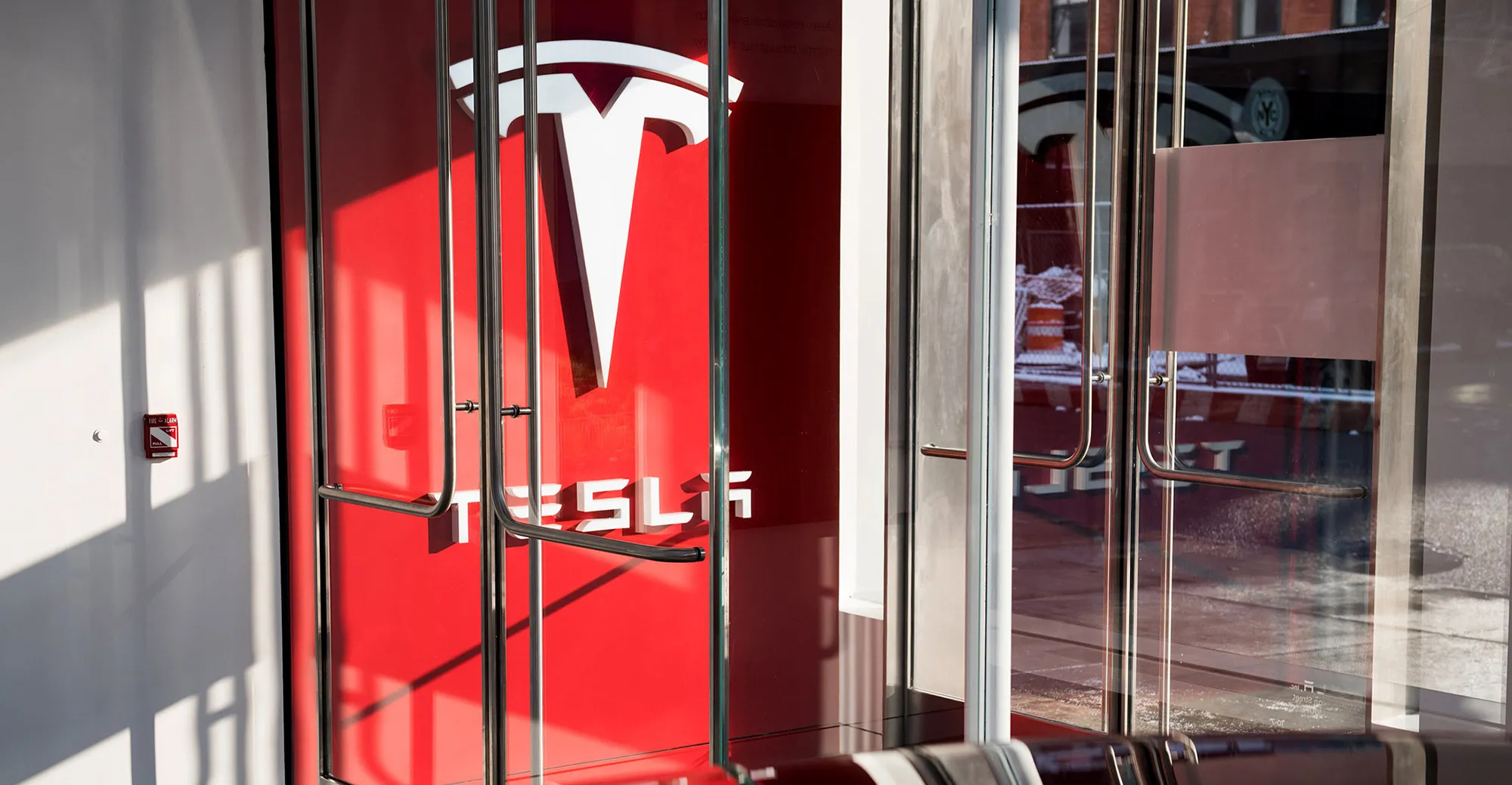 Tesla store SOCIAL