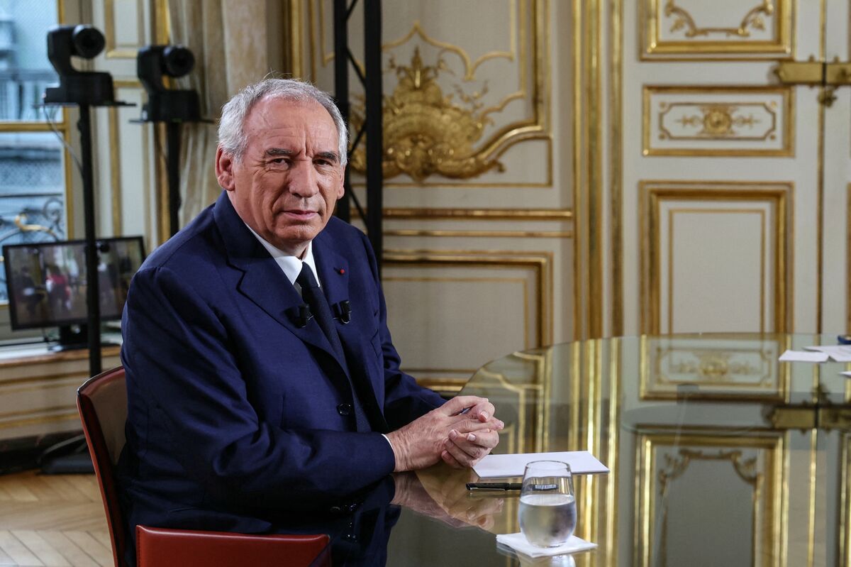 French PM Bayrou Open to Alternative Budget Plan If Deficit Target Remains