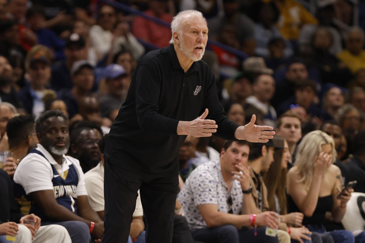 Cover Image for Gregg Popovich Proved US Basketball Players Are Behind