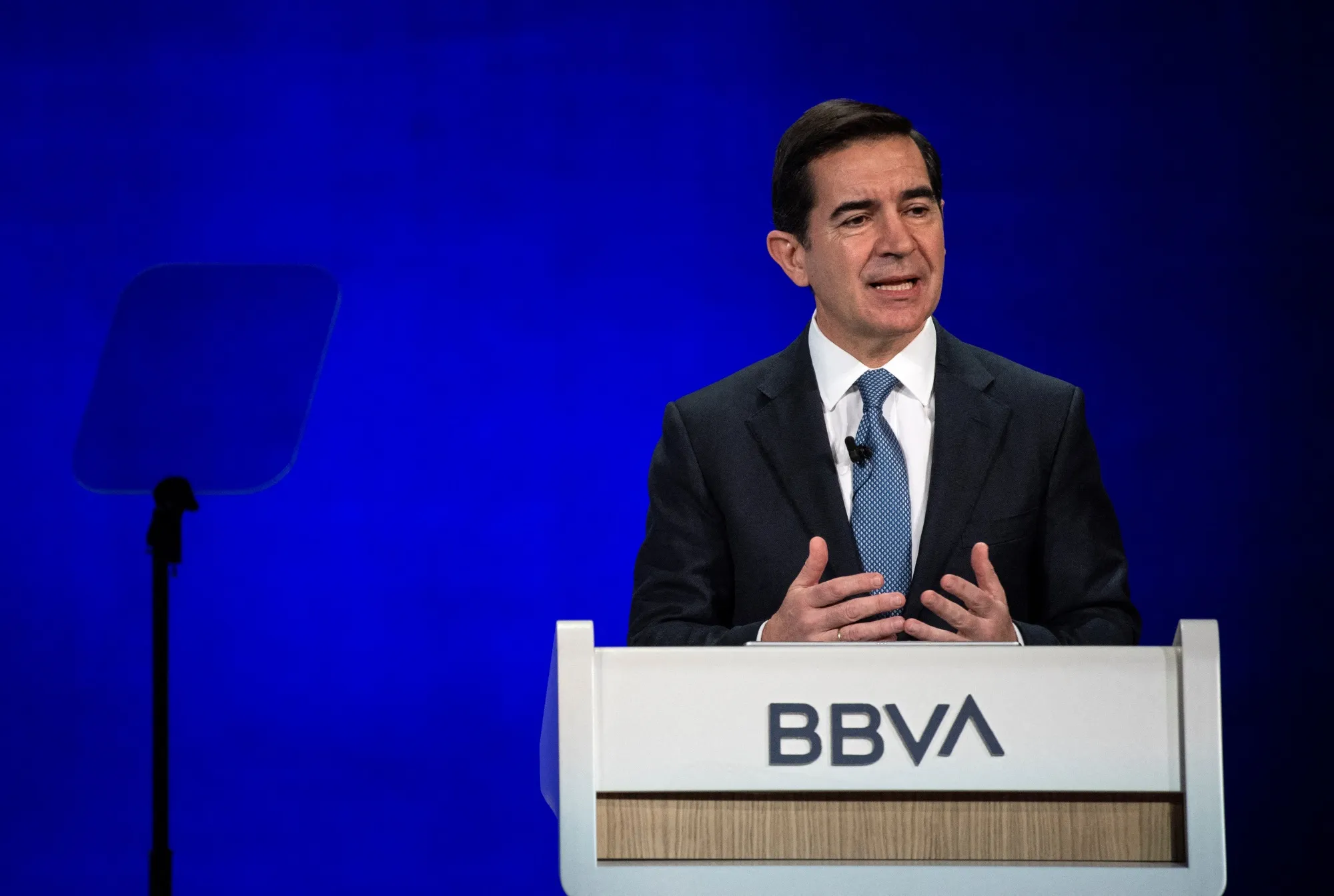 BBVA Sees Value in Sabadell Deal Even If Spain Opposes It - Bloomberg