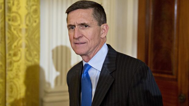 Flynn's Path to Freedom Runs Through Judge Who May Say No Bloomberg