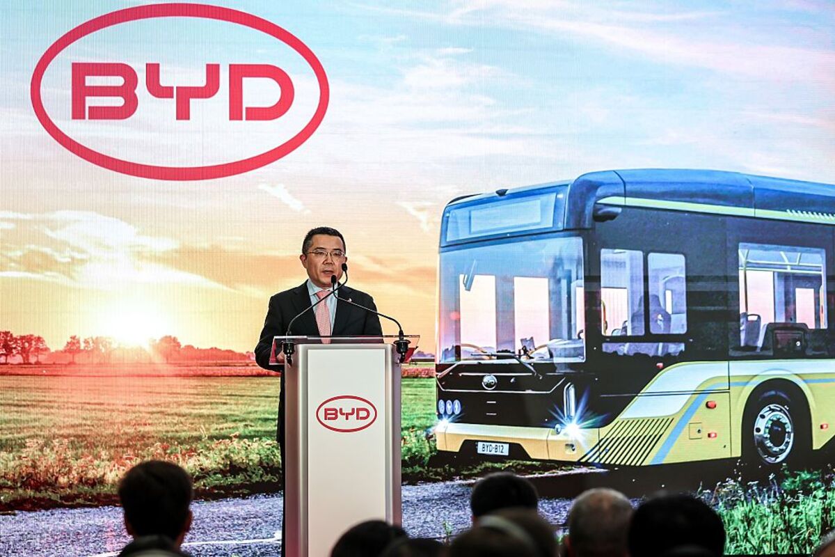 bloomberg.com - Misha Savic - BYD Rejects Claims It Violated Hungary's Environmental Rules