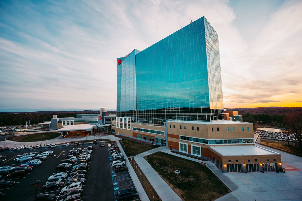 Casino in NY Catskills Bets on $561 Million High-Yield Muni Deal