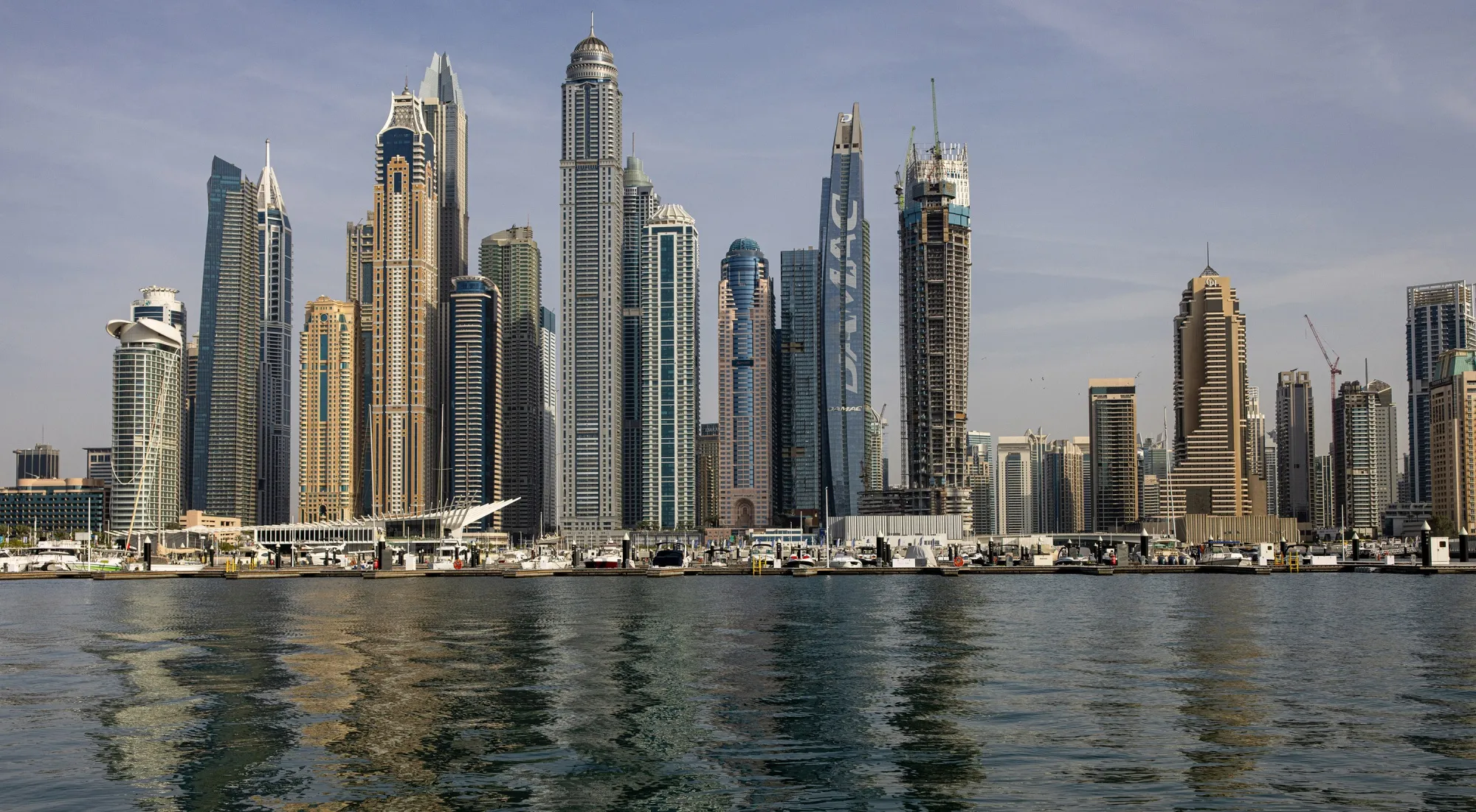 Crypto.com, Bybit Announce Plans to Set Up Operations in Dubai - Bloomberg