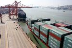 China's Big Trade Deficit May Kill Yuan Appreciation