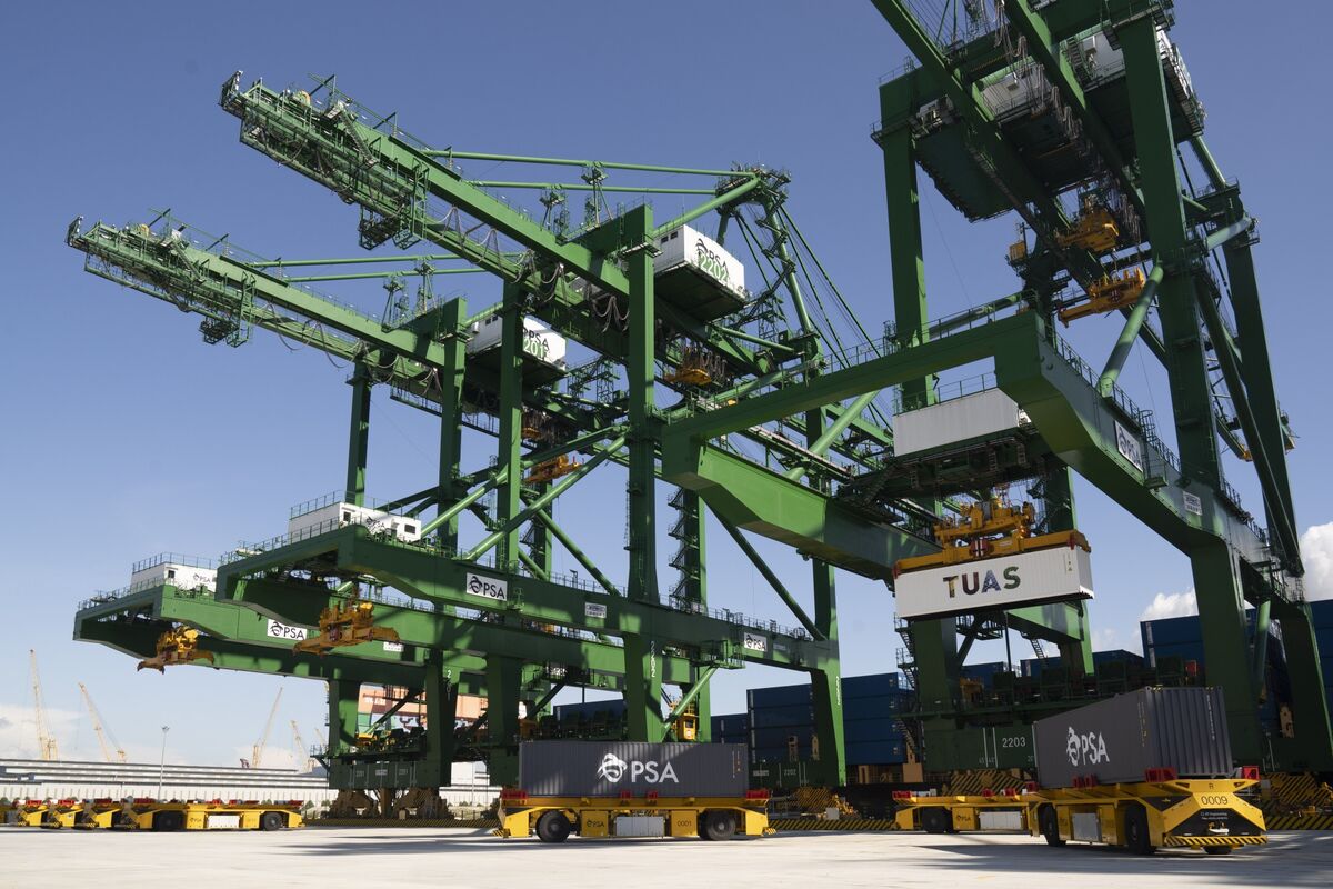 Singapore Denies Forced Labor Claims After Trump Tariff Move