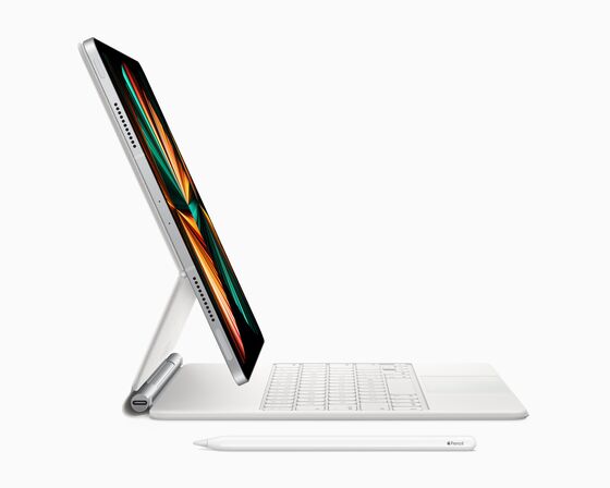 Apple Debuts Faster iPad Pro With Brighter Screen and 5G Option