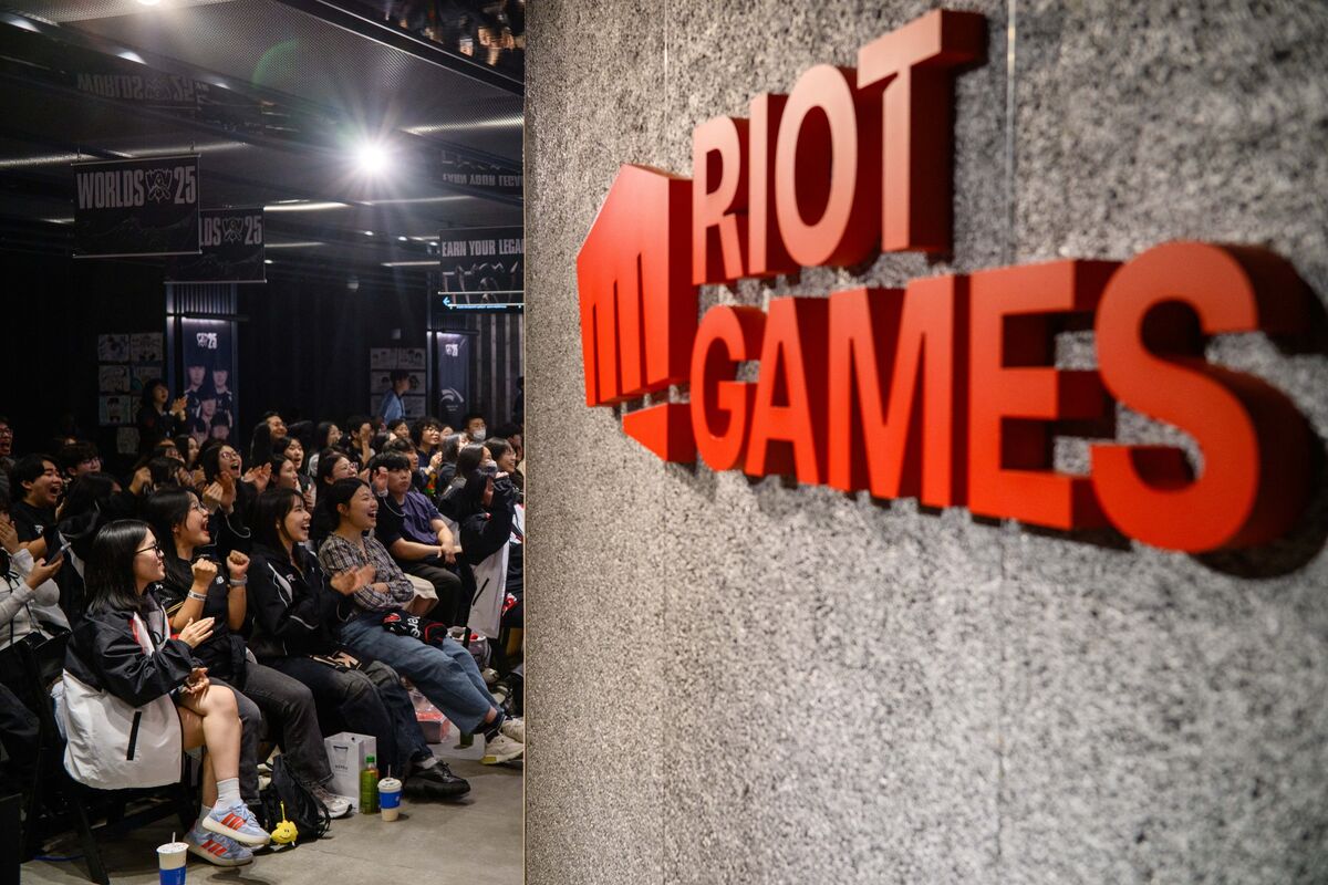 bloomberg.com - Cecilia D'Anastasio - Riot Games Discussed Polymarket, Kalshi Sponsorships for Esports