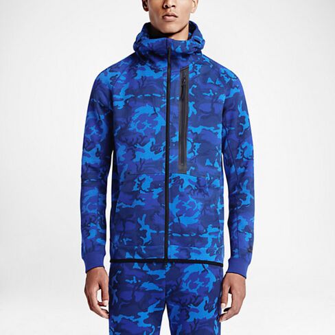 Nike's new fleece suit costs $320.