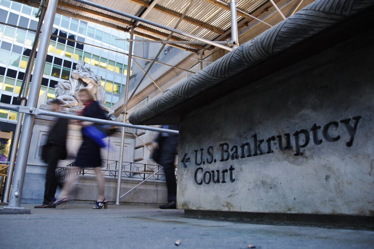 Distressed-Debt Deals Often End in ‘Hard Default,’ Moody’s Warns – Bloomberg