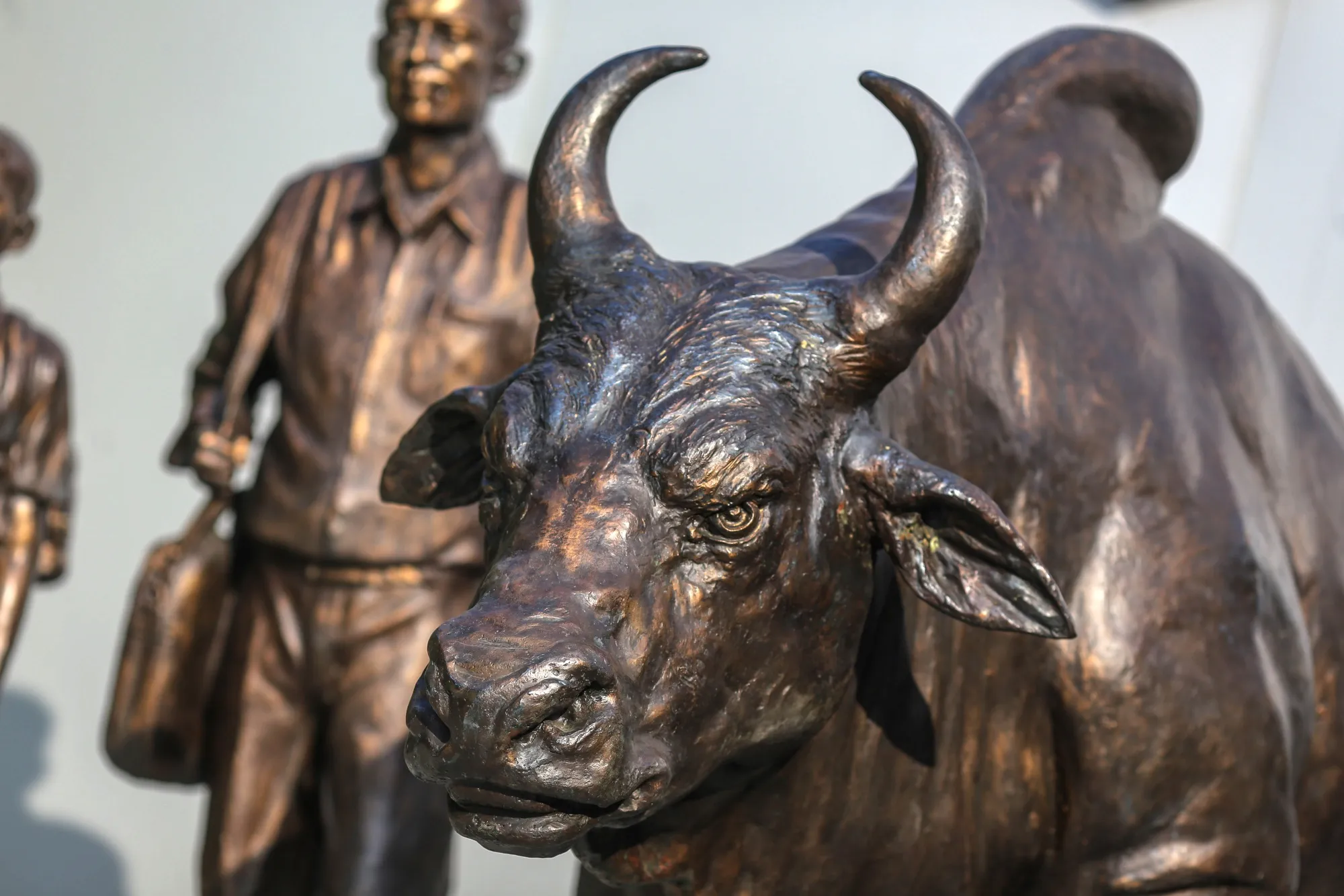 A statue of a bull outside the National Stock Exchange&nbsp;in Mumbai.