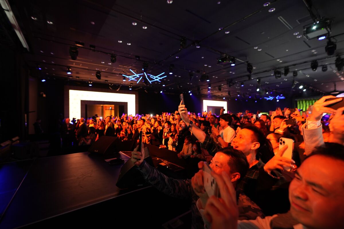 Citadel’s Griffin Flies Asia-Based Staff to Tokyo Disney Resort