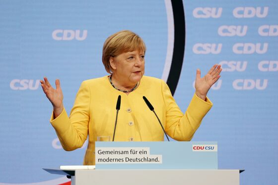 Merkel Despairs as German Conservatives Slump on Her Watch