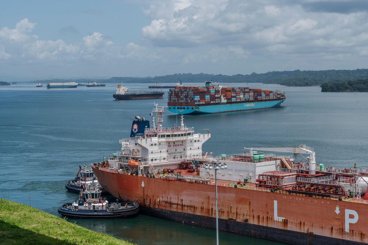 Ship Pays $4 Million to Cut 10-Day Line to Cross Panama Canal