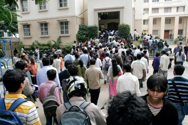 India's MBA Candidates Have an Entrance-Exam Problem - Bloomberg