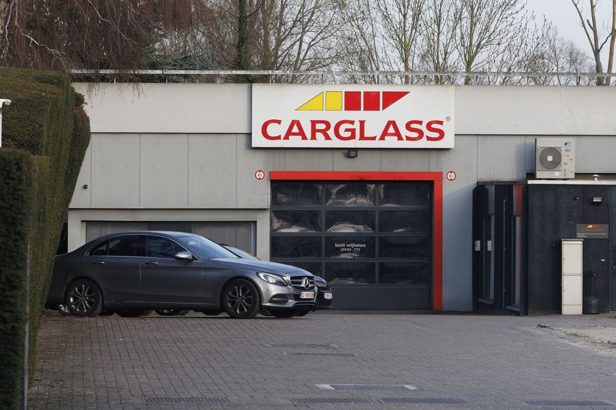 Windshield Repair Group Belron Picks Banks for Europe IPO