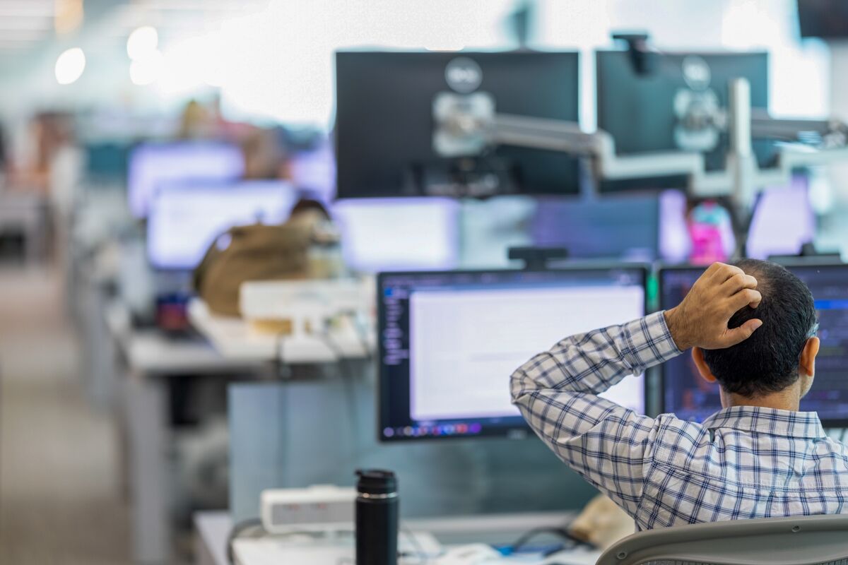 bloomberg.com - Paul J. Davies - How Will AI Affect Jobs? The UK Finance Industry Is Showing Us