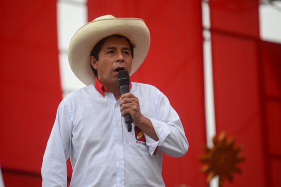 Impeachment Threat Haunts Peru President Four Months Into Term