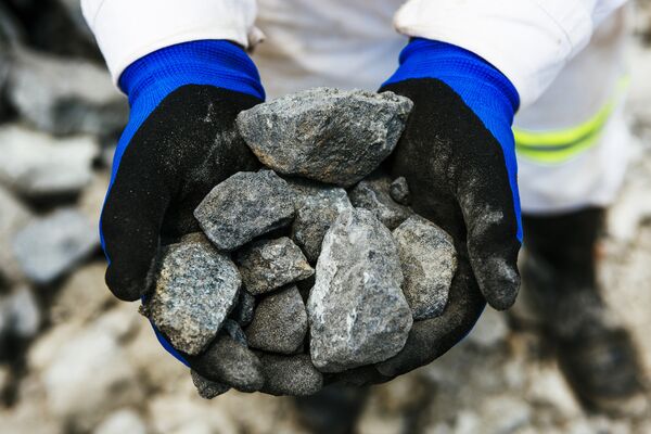 Coronation Takes New Look at Platinum Stocks as EV Sales Slow